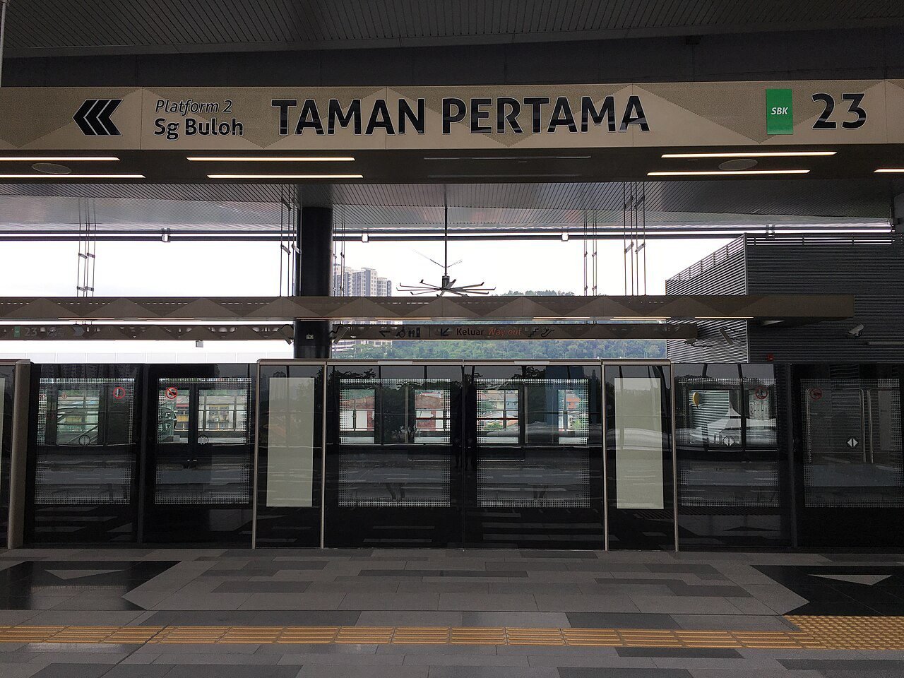 A KL MRT station platform illustrating public transport Malaysia for MM2H holders
